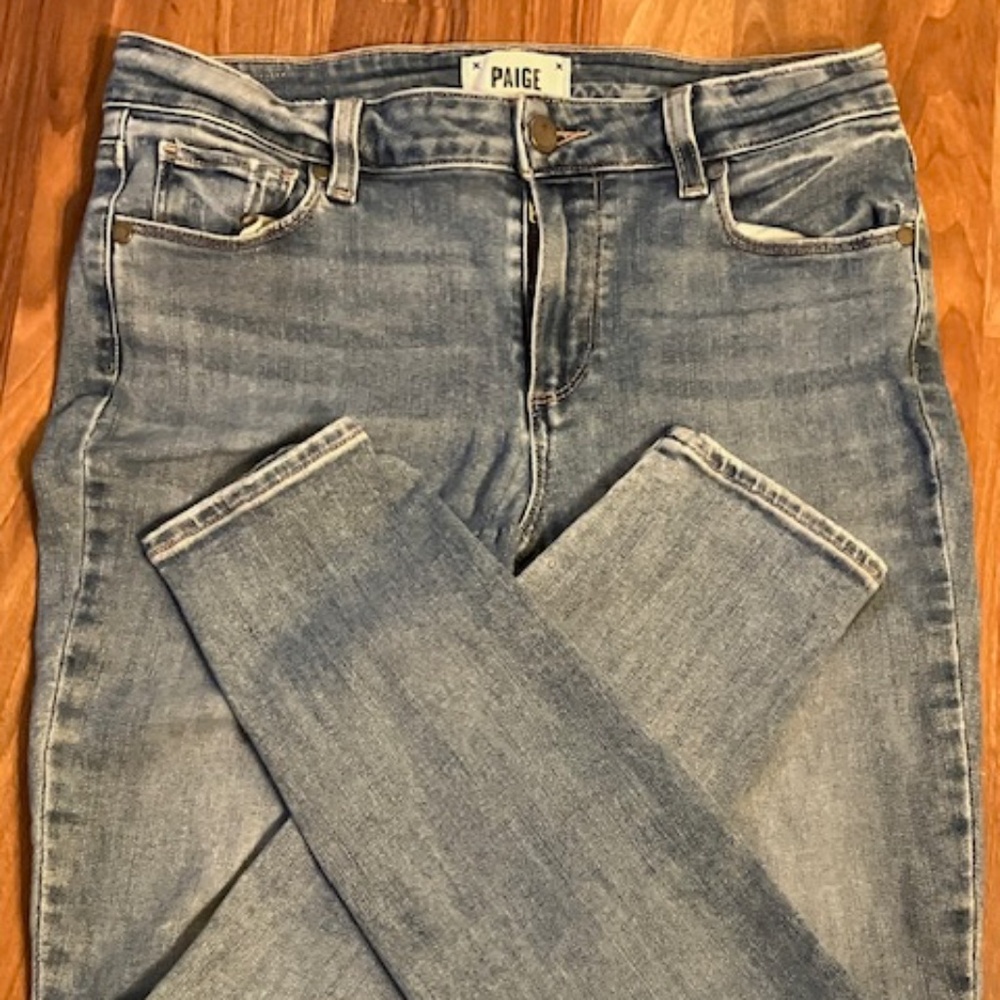 Paige Jeans Verdugo Collection Ankle Diana Distressed size 30